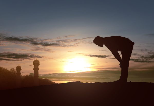 silhouette-muslim-man-praying-position-scaled.jpg silhouette-muslim-man-praying-position-scaled.jpg